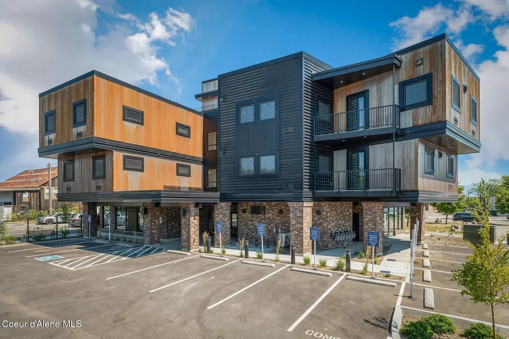 503-203 Cedar Street Sandpoint ID 83864