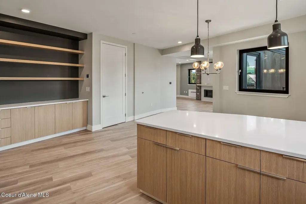 503-203 Cedar Street Sandpoint ID 83864