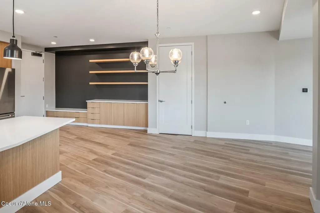 503-203 Cedar Street Sandpoint ID 83864