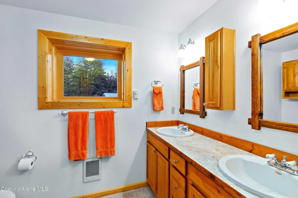 462 Kirby Mountain Road Sandpoint ID 83864