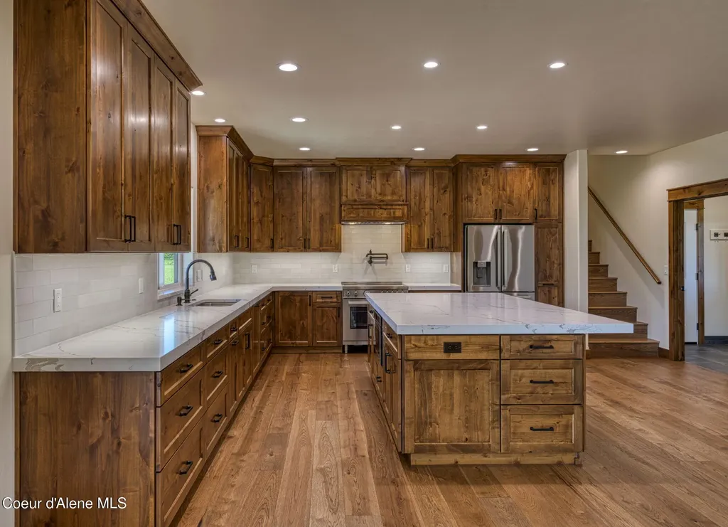 4450 Dufort Road Sagle ID 83860