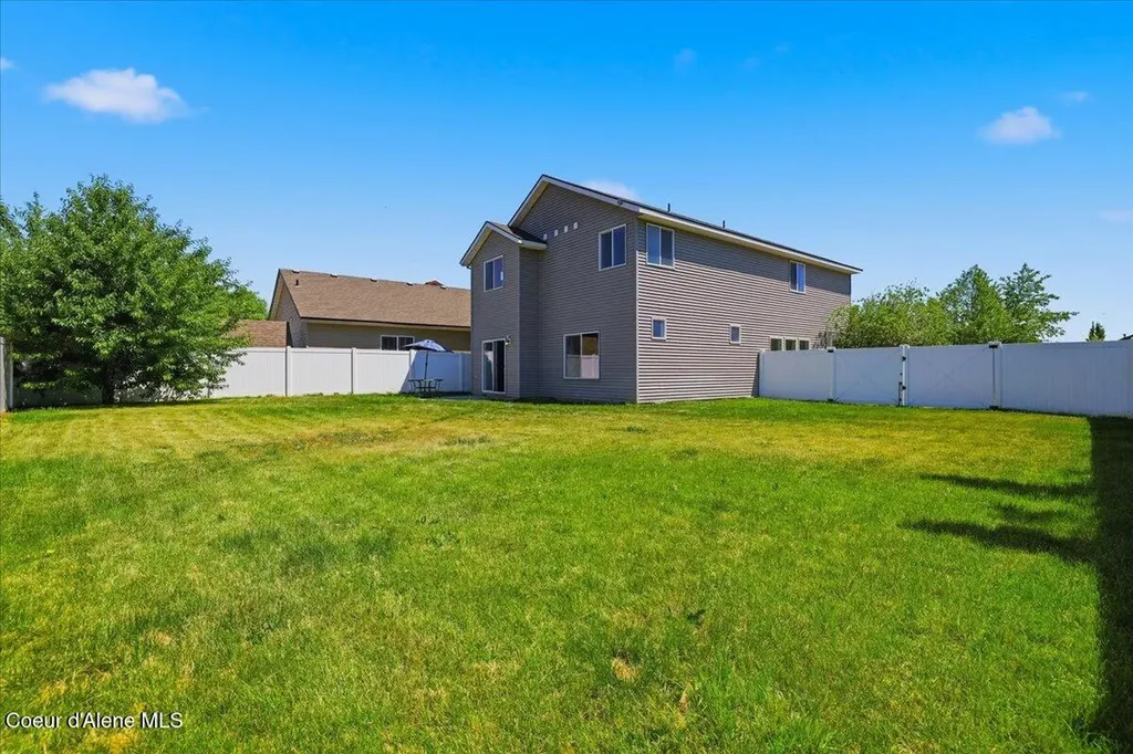8081 N Woodworth Street Post Falls ID 83854