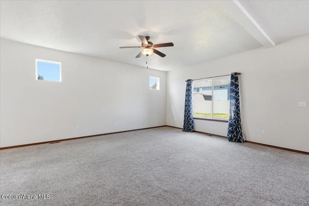 8081 N Woodworth Street Post Falls ID 83854