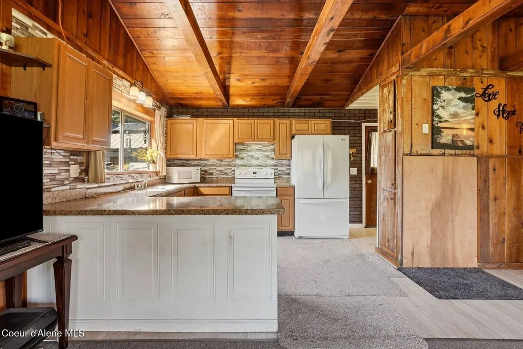 141 Brook Lane Fernwood ID 83830
