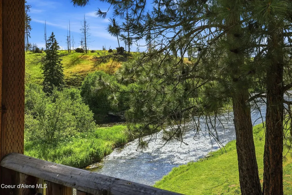 141 Brook Lane Fernwood ID 83830
