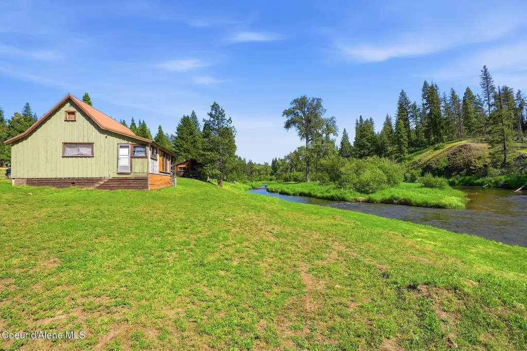 141 Brook Lane Fernwood ID 83830