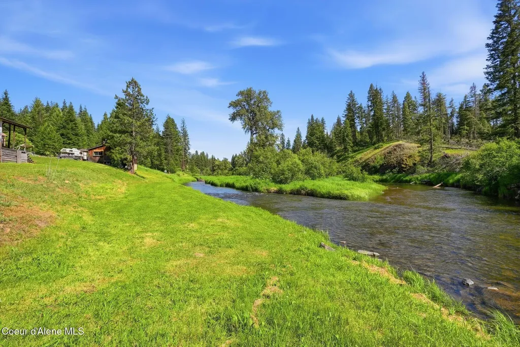 141 Brook Lane Fernwood ID 83830