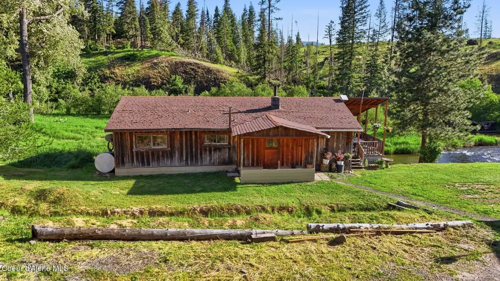 141 Brook Lane Fernwood ID 83830