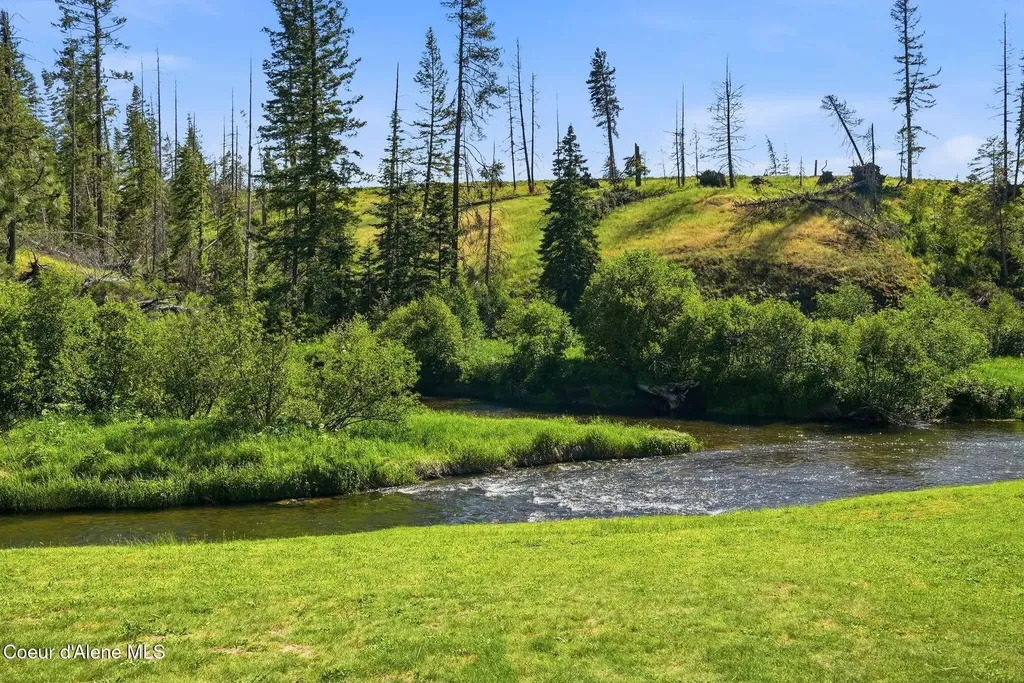 141 Brook Lane Fernwood ID 83830