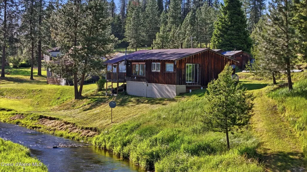 141 Brook Lane Fernwood ID 83830
