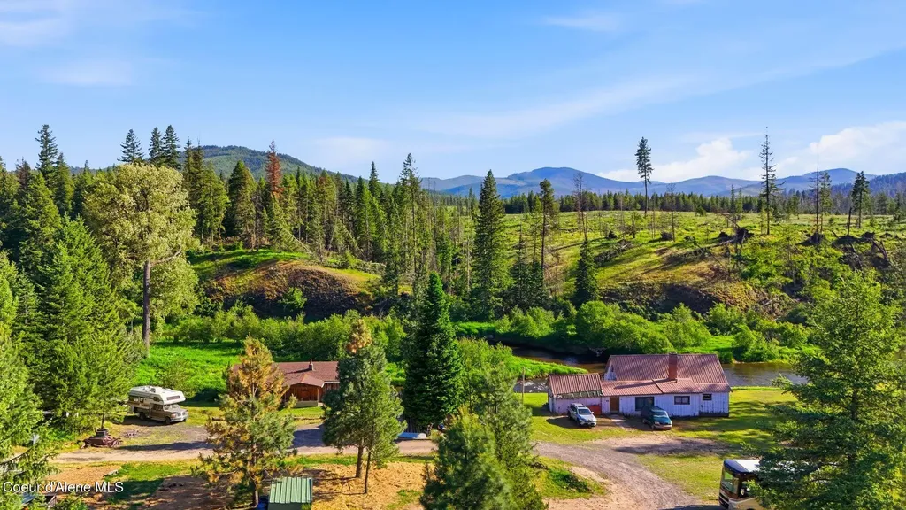 141 Brook Lane Fernwood ID 83830