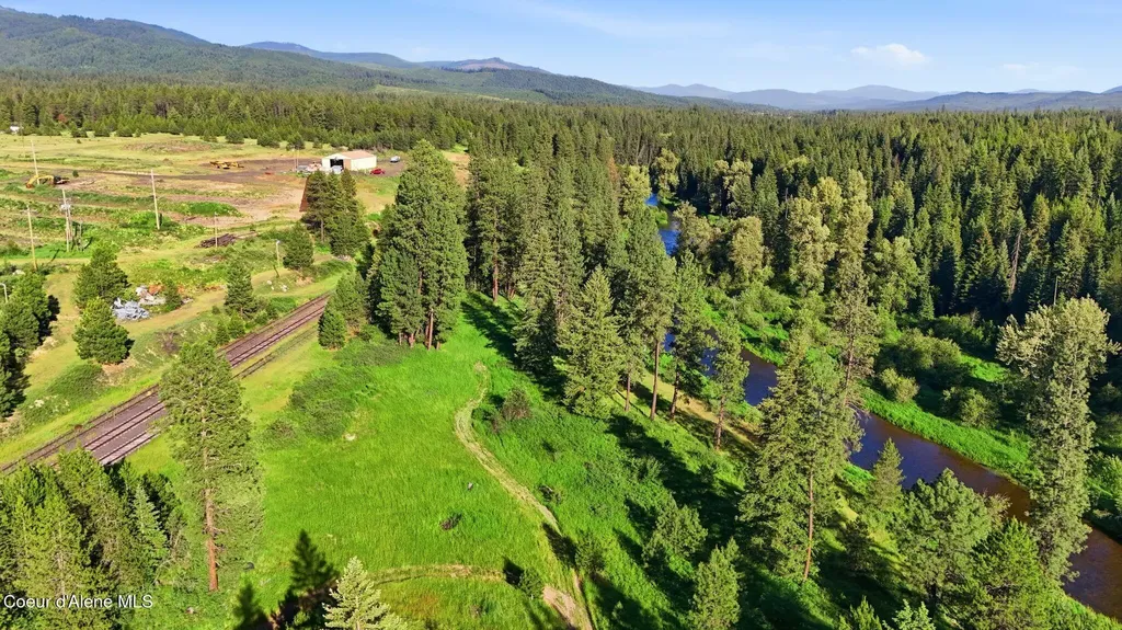 141 Brook Lane Fernwood ID 83830