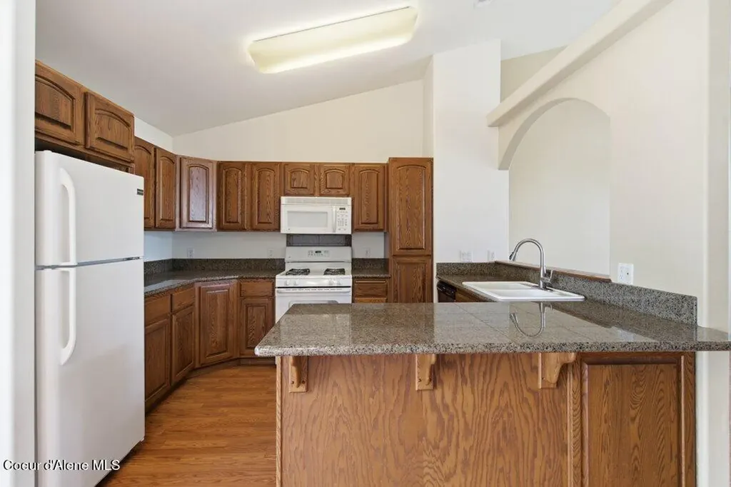 2806 W Blueberry Circle Hayden ID 83835