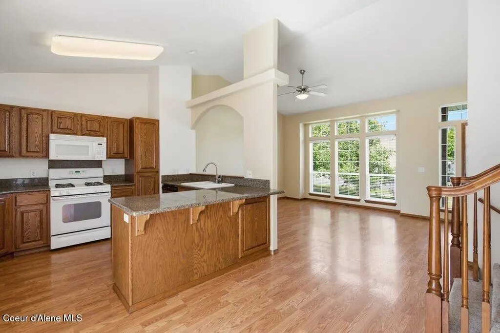 2806 W Blueberry Circle Hayden ID 83835