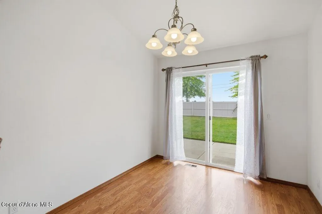 2806 W Blueberry Circle Hayden ID 83835