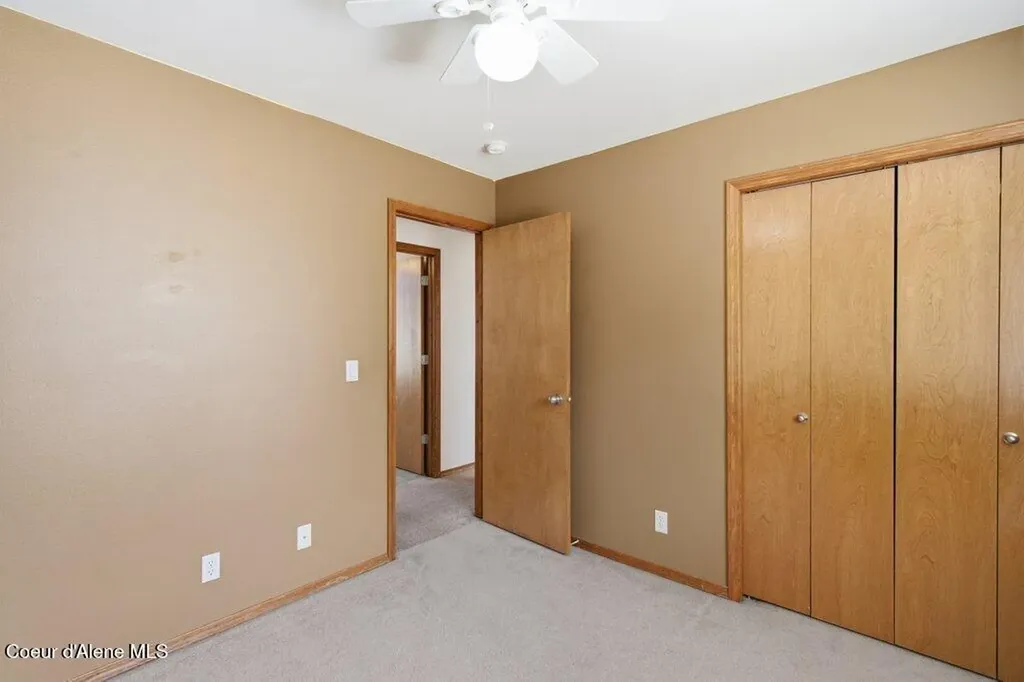 2806 W Blueberry Circle Hayden ID 83835