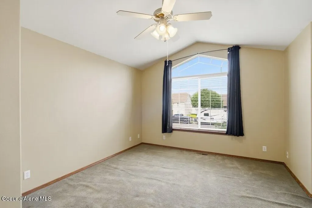 2806 W Blueberry Circle Hayden ID 83835