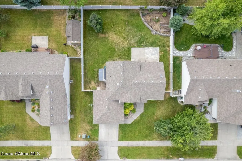 2806 W Blueberry Circle Hayden ID 83835