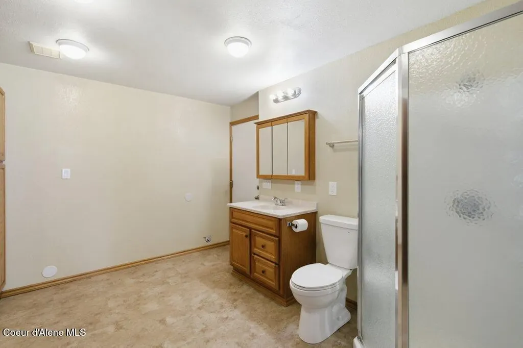 2806 W Blueberry Circle Hayden ID 83835