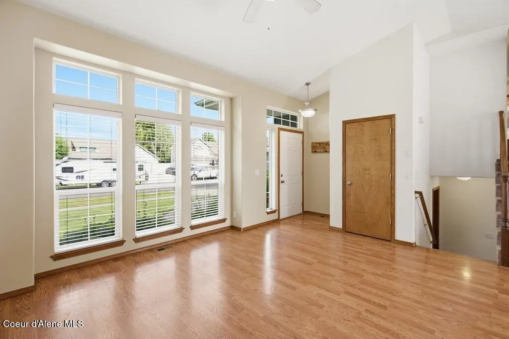 2806 W Blueberry Circle Hayden ID 83835