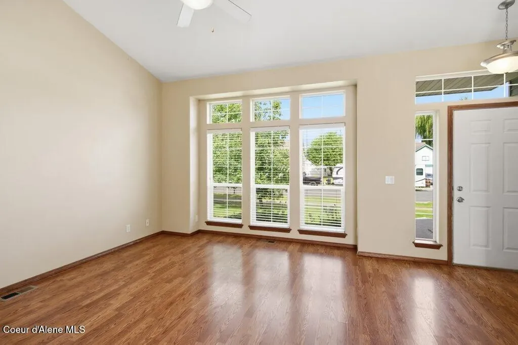 2806 W Blueberry Circle Hayden ID 83835