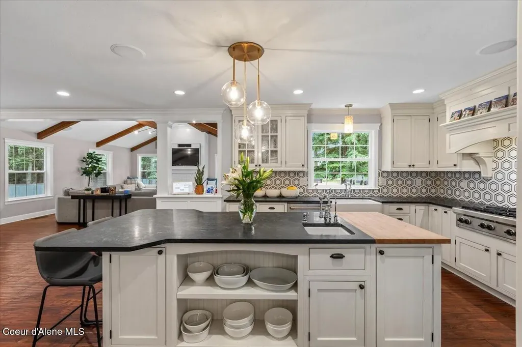 11820 N Friar Drive Hayden ID 83835