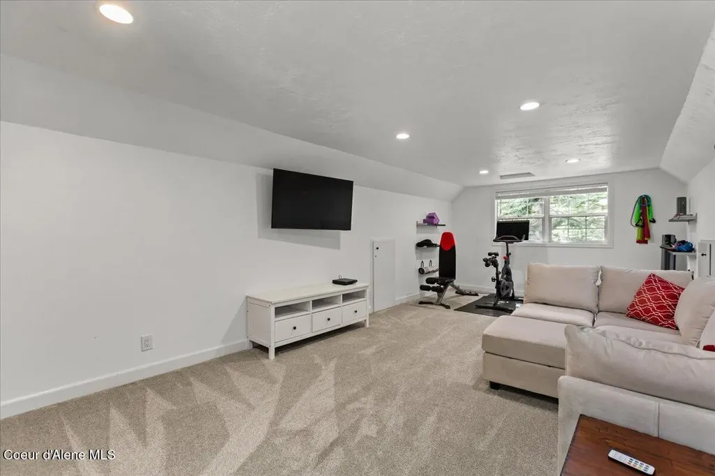 11820 N Friar Drive Hayden ID 83835