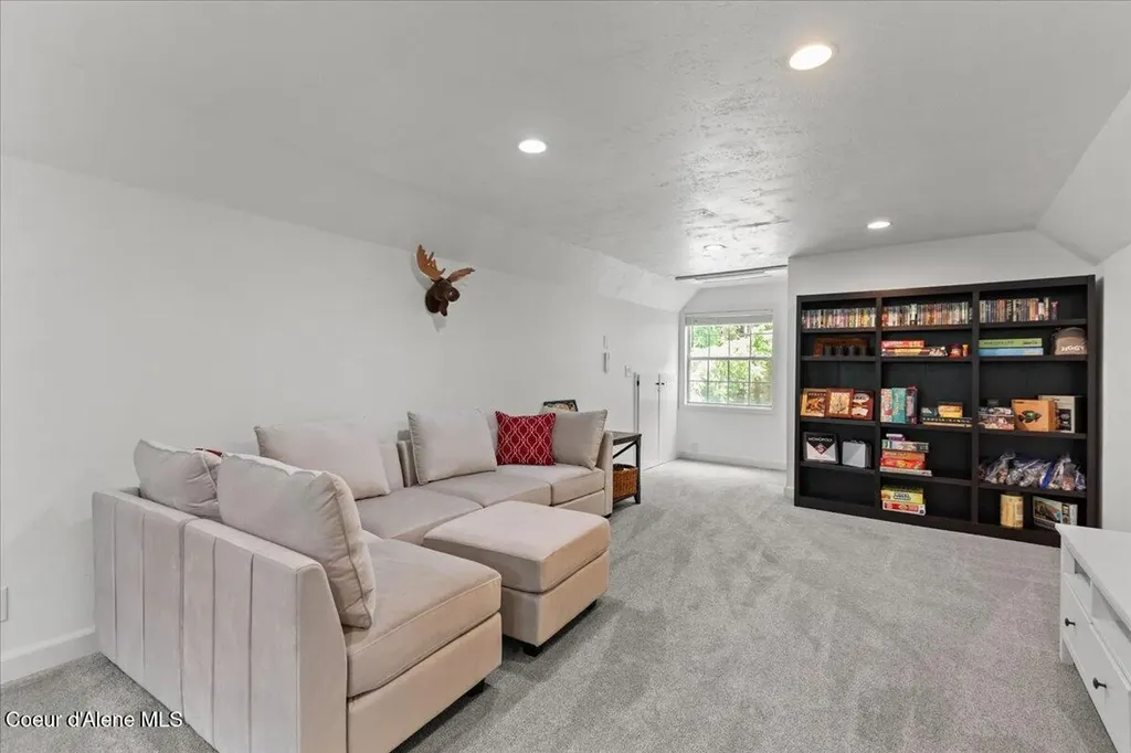 11820 N Friar Drive Hayden ID 83835