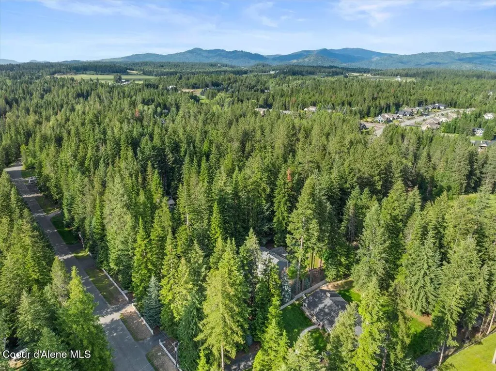 11820 N Friar Drive Hayden ID 83835