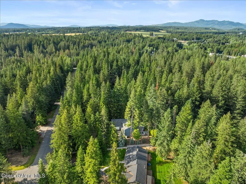 11820 N Friar Drive Hayden ID 83835