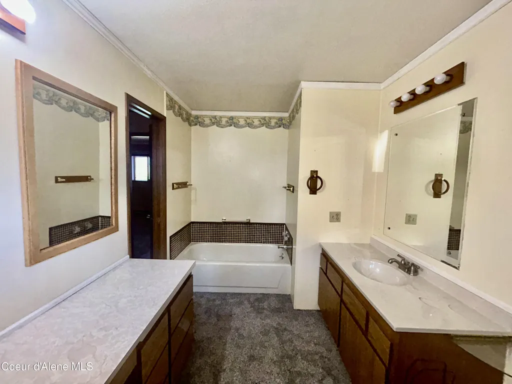 119 S 5th Street St. Maries ID 83861