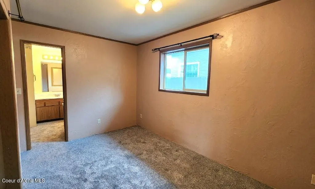 119 S 5th Street St. Maries ID 83861