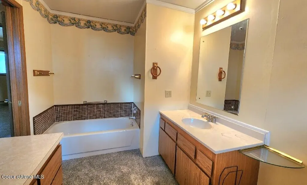 119 S 5th Street St. Maries ID 83861