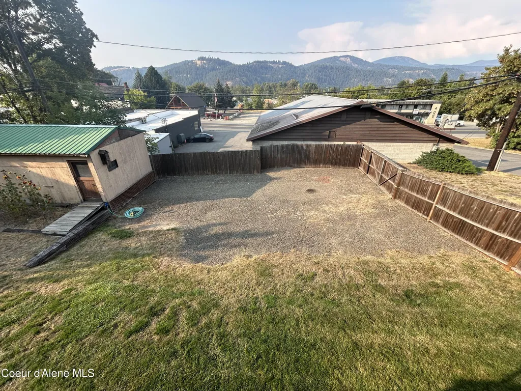 119 S 5th Street St. Maries ID 83861