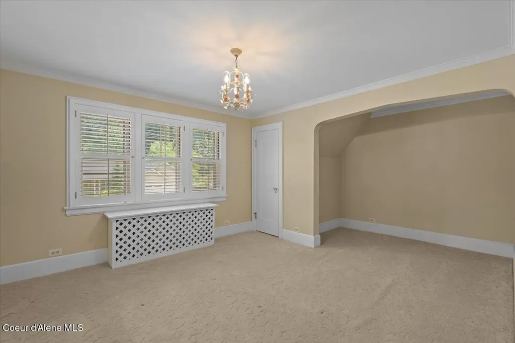 10 King Street Wallace ID 83873