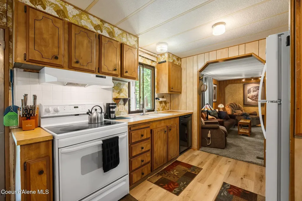 163 Bussard Lake Road Bonners Ferry ID 83805