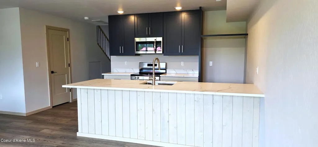 9836 N Laylin Circle Hayden ID 83835