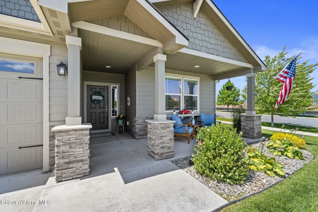 3665 N Croghan Drive Post Falls ID 83854