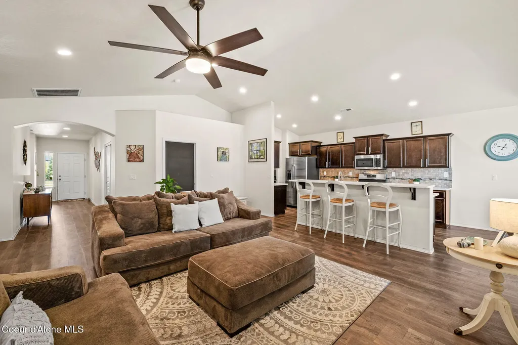 3665 N Croghan Drive Post Falls ID 83854