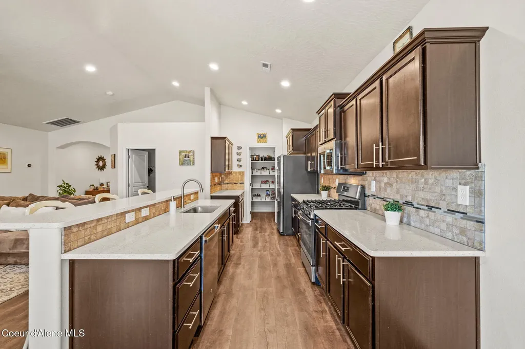 3665 N Croghan Drive Post Falls ID 83854