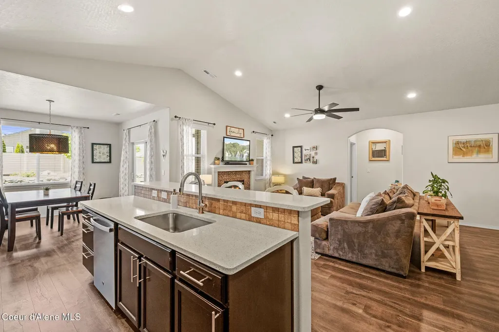 3665 N Croghan Drive Post Falls ID 83854