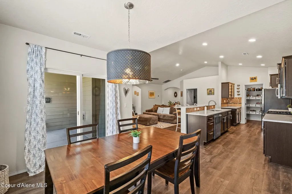 3665 N Croghan Drive Post Falls ID 83854