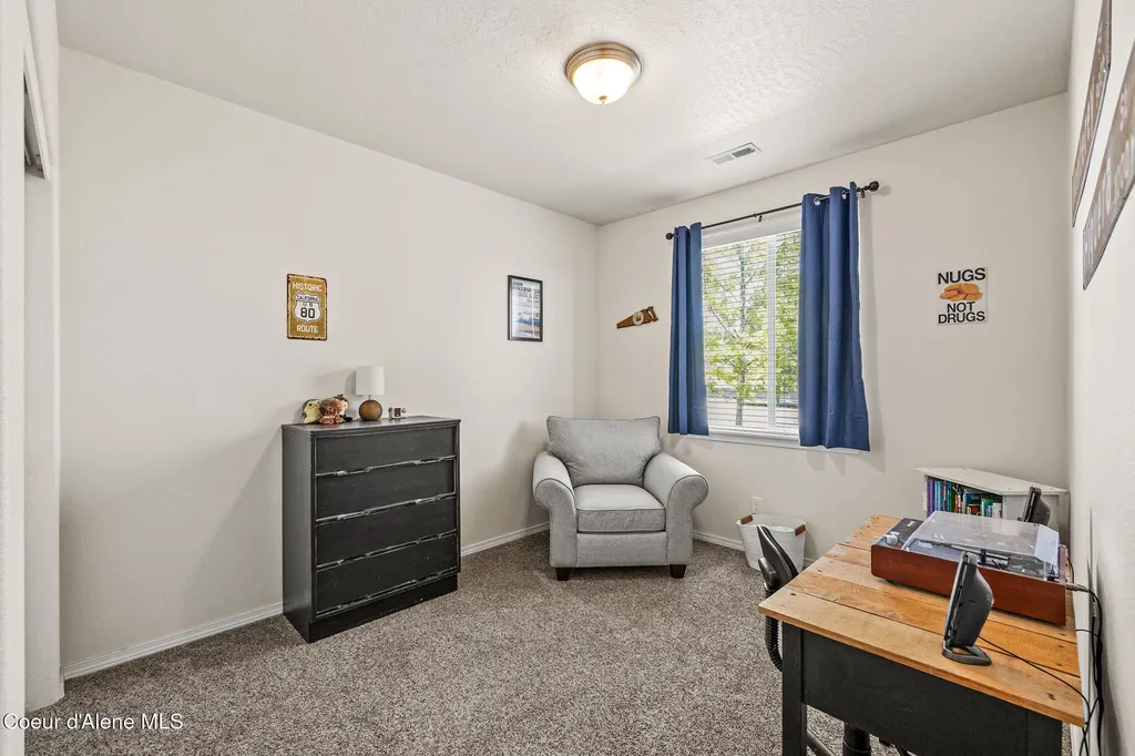 3665 N Croghan Drive Post Falls ID 83854