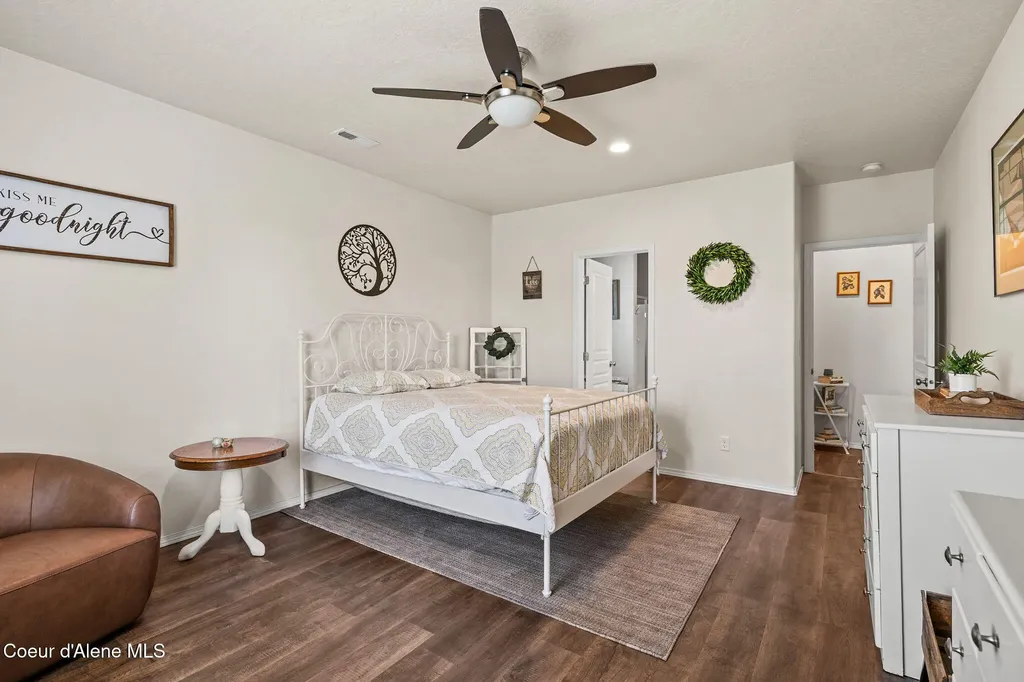 3665 N Croghan Drive Post Falls ID 83854