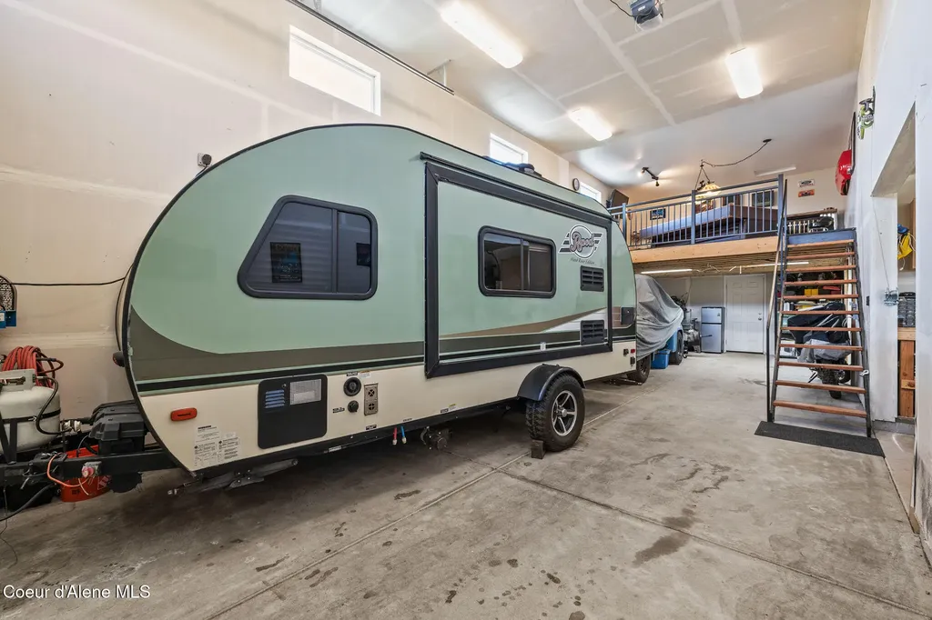 3665 N Croghan Drive Post Falls ID 83854