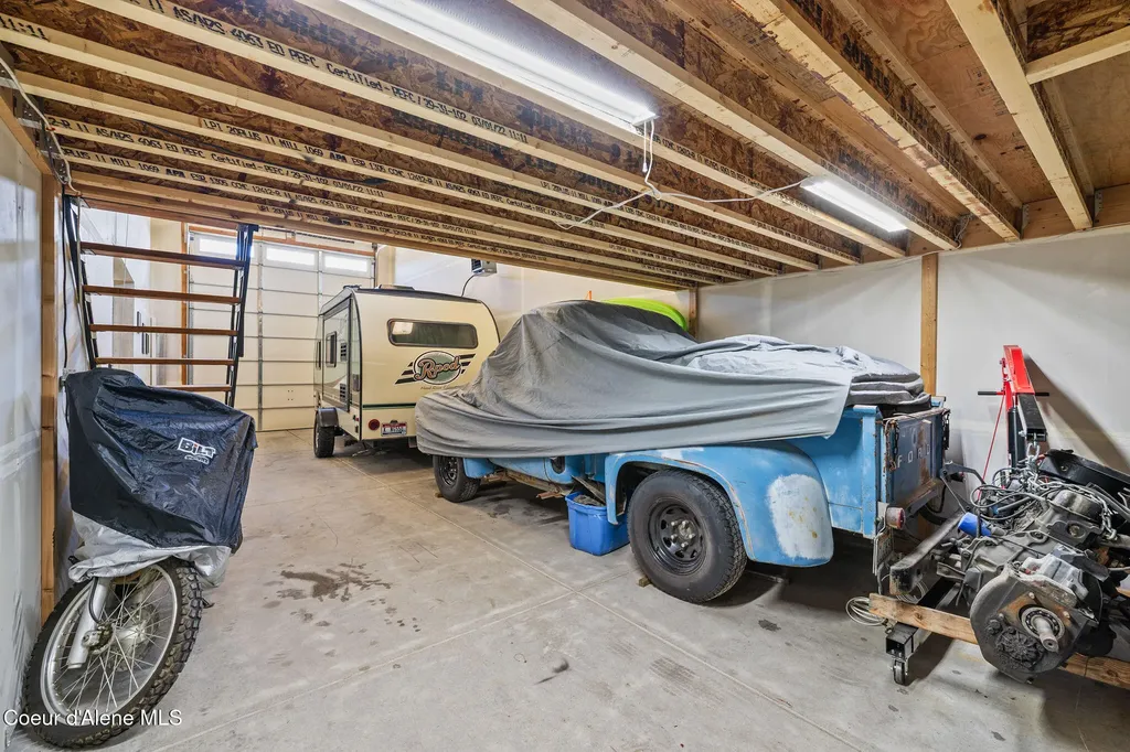 3665 N Croghan Drive Post Falls ID 83854