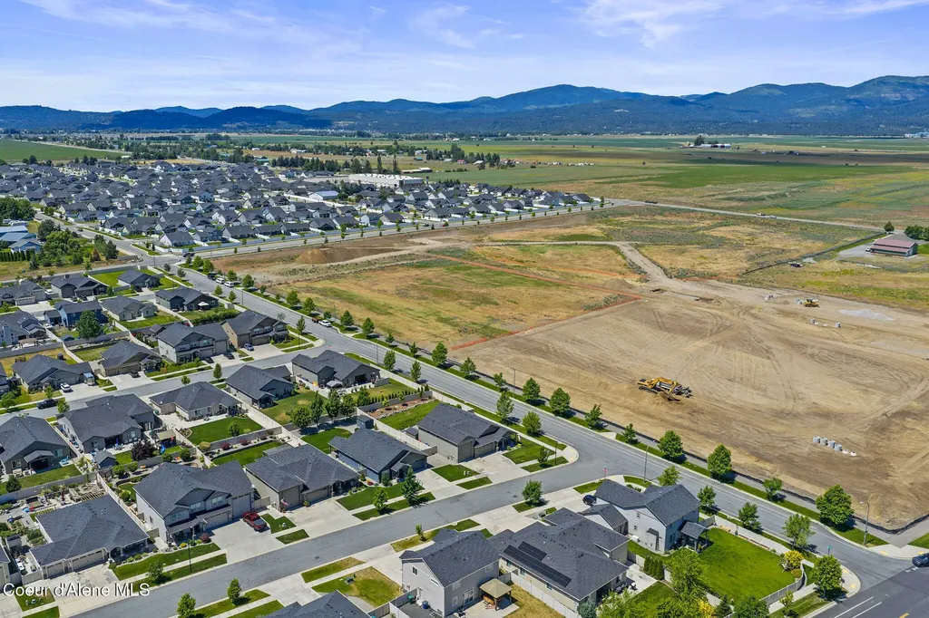 3665 N Croghan Drive Post Falls ID 83854