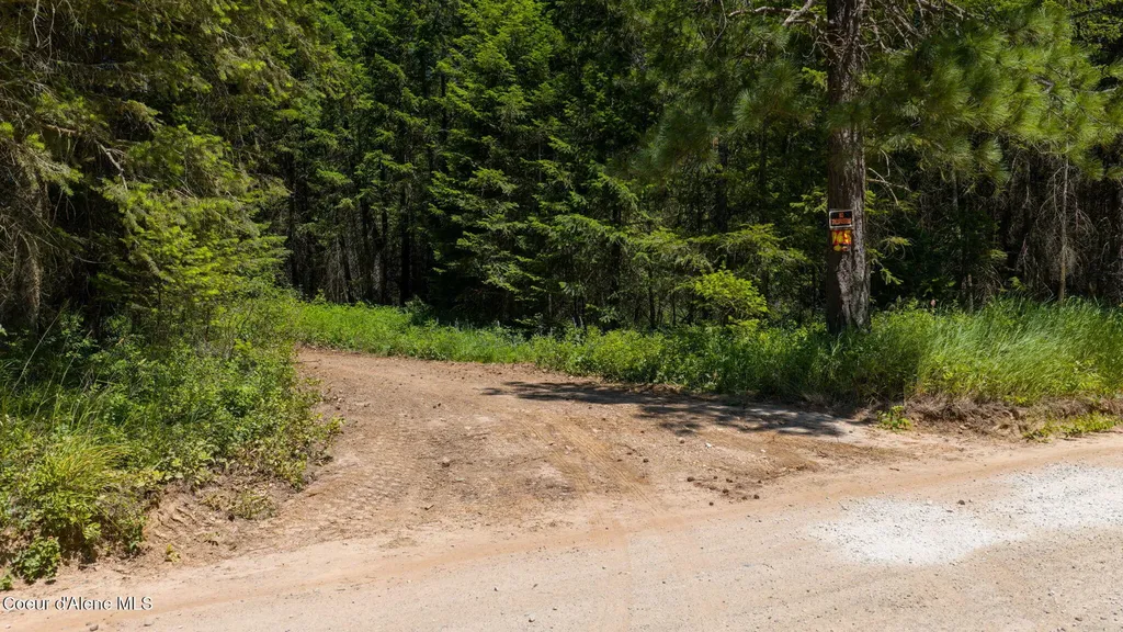 965 Trails End Road Athol ID 83801