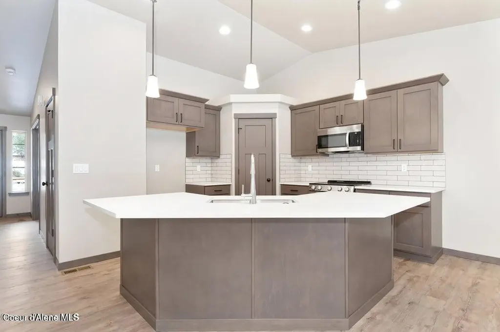 1165 Jersey Street Sandpoint ID 83864