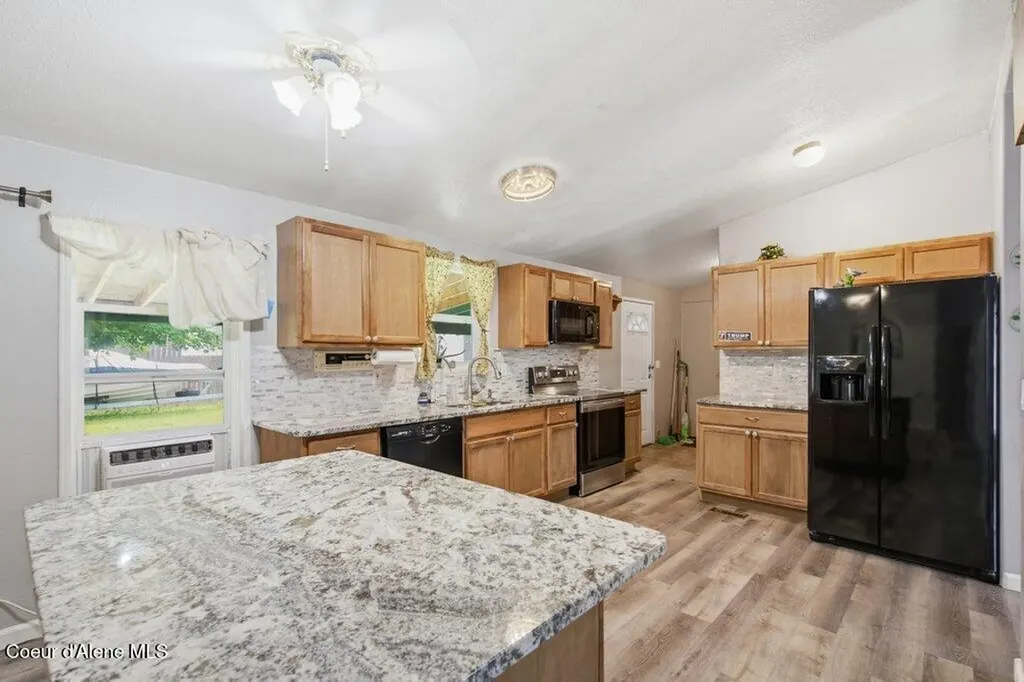 5970 W Massachusetts Street Spirit Lake ID 83869